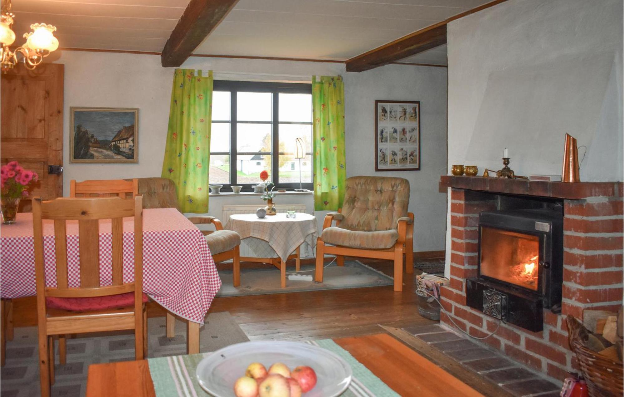 1 Bedroom Cozy Home In Simrishamn Gladsax Bagian luar foto