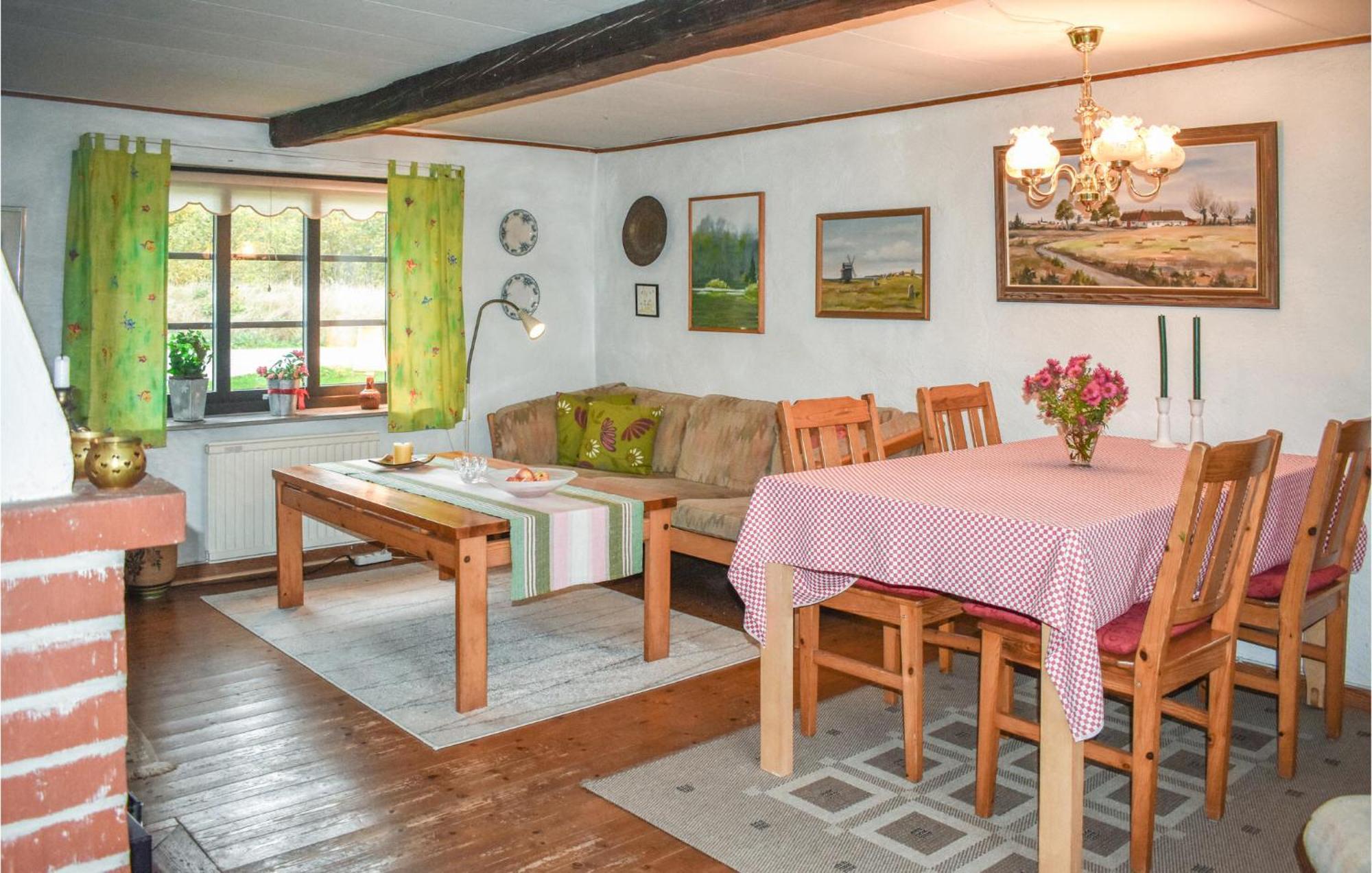 1 Bedroom Cozy Home In Simrishamn Gladsax Bagian luar foto